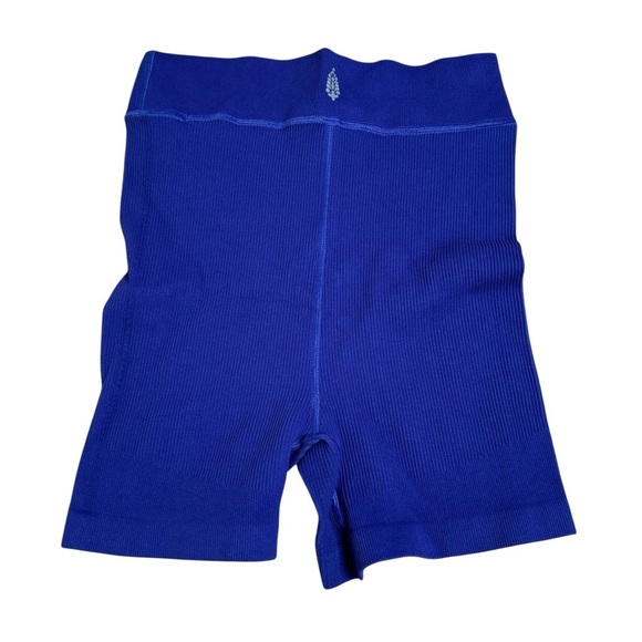 Free People Movement Free Throw bike shorts NWT Large - Picture 3 of 4
